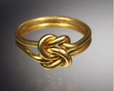 Knot ring