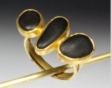 Three beachstone ring