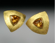 Disc earrings with citrine