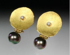 Diamond & pearl disc earrings