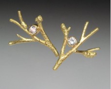 Branch earrings with diamond