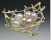 Twig nest with pearls