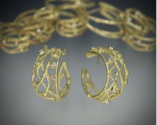 Twig hoop earrings medium