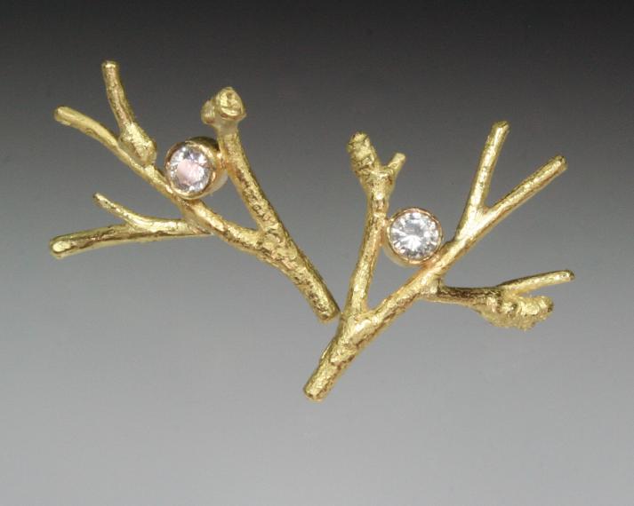 Branch earrings with diamond